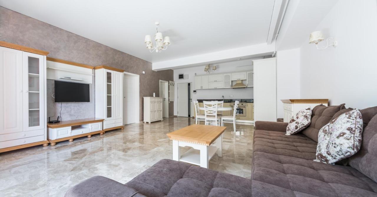 Sns Apartament In Vila Sophia Mamaia Eksteriør billede