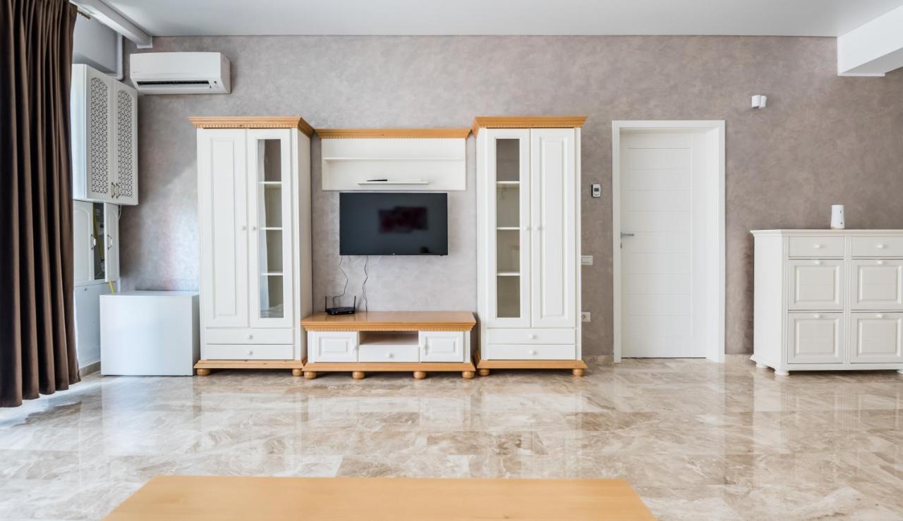 Sns Apartament In Vila Sophia Mamaia Eksteriør billede