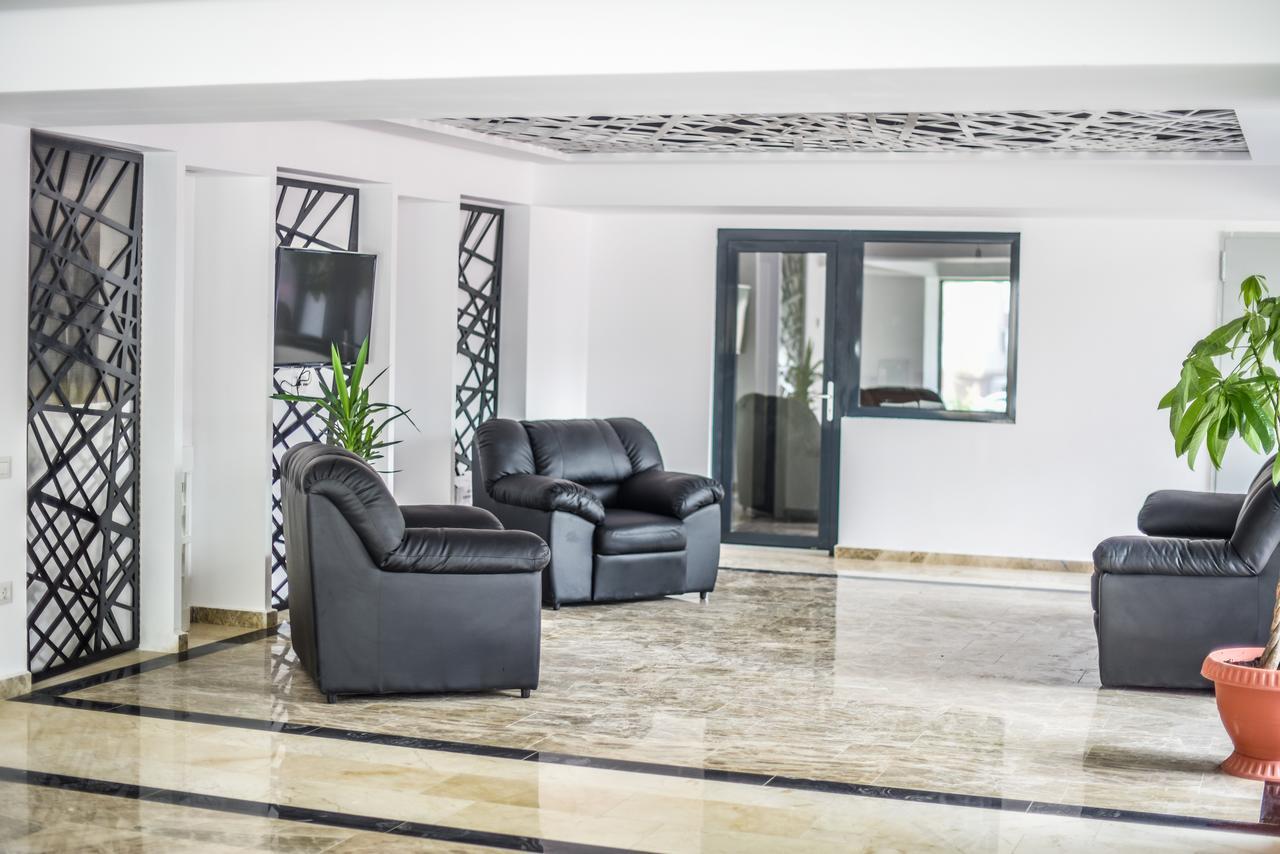 Sns Apartament In Vila Sophia Mamaia Eksteriør billede