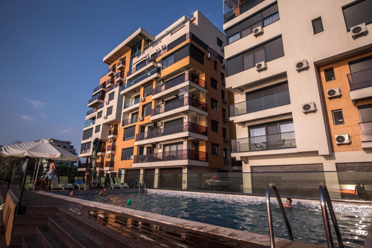 Sns Apartament In Vila Sophia Mamaia Eksteriør billede