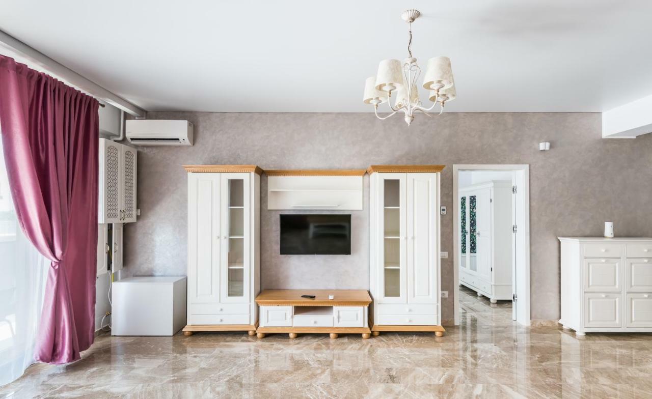 Sns Apartament In Vila Sophia Mamaia Eksteriør billede